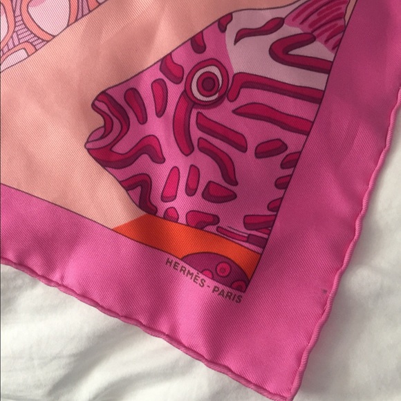 Hermès scarf - Picture 4 of 6